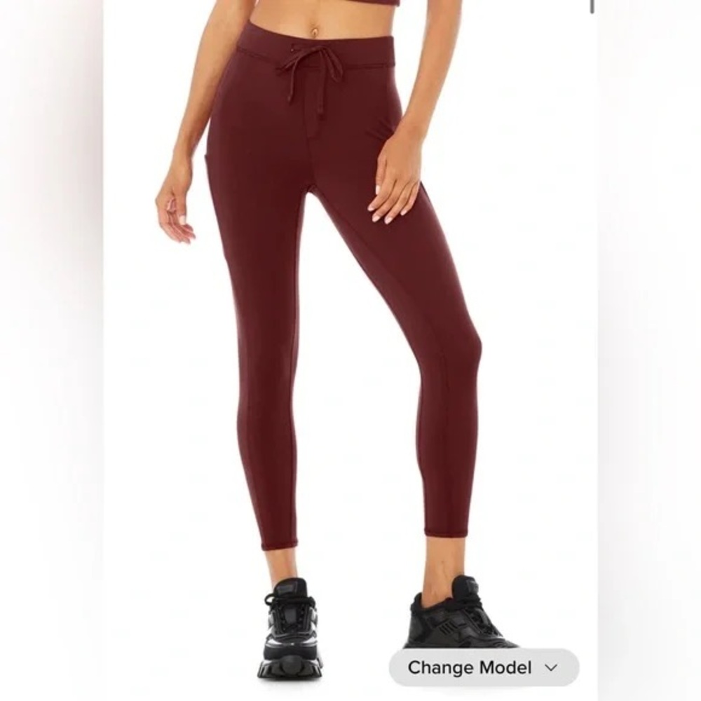 ALO 7/8 High Rise Checkpoint Legging Cranberrry